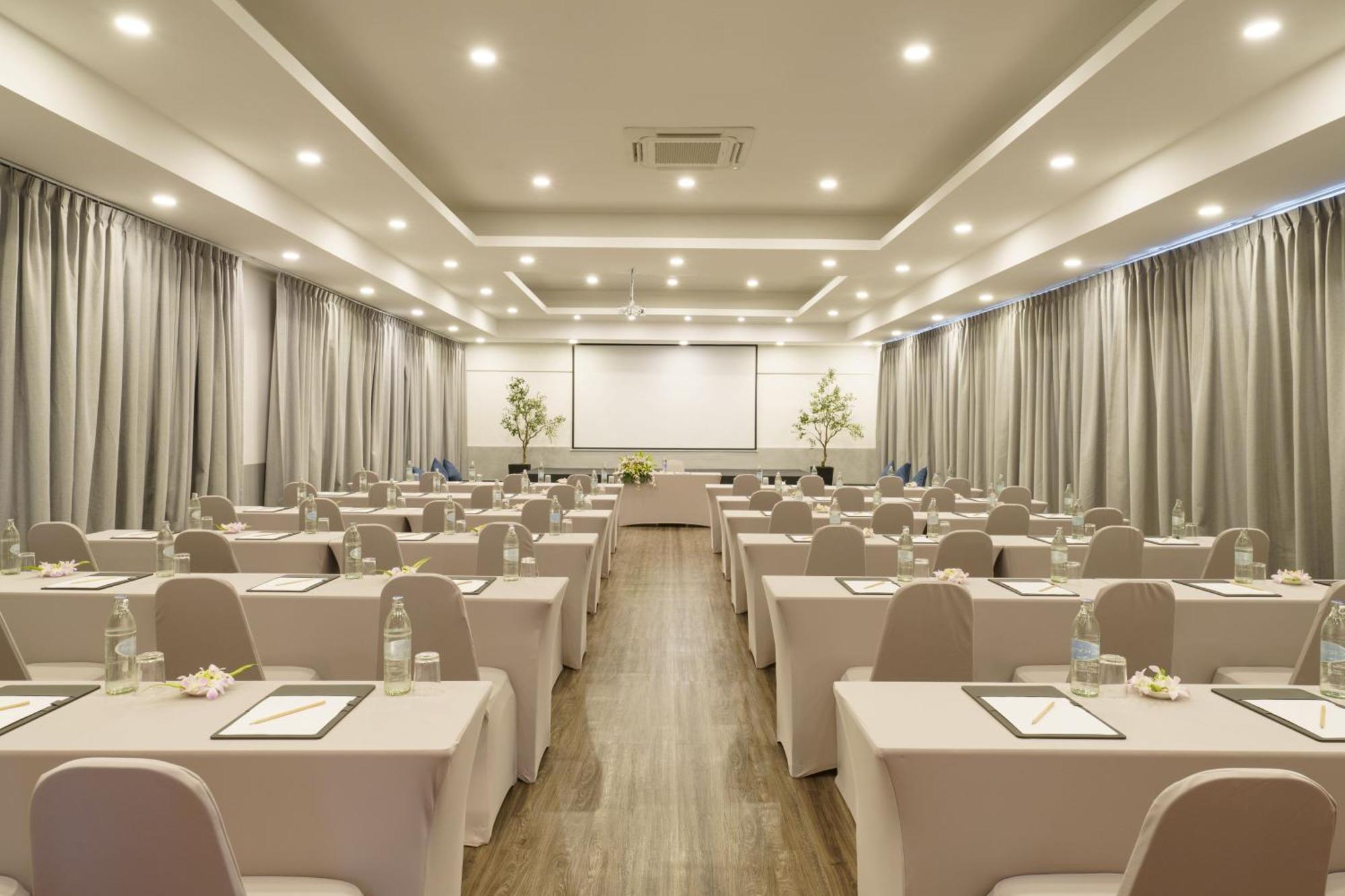 Surestay By Best Western Iconic Suvarnabhumi Bang Bo Exteriör bild
